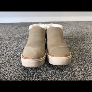 TOMS Boots